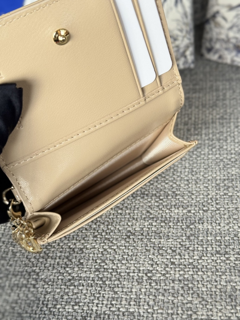 9f27e7dbc3efe28a4f4a10c05d3e0b72_1755423410_6995.jpg