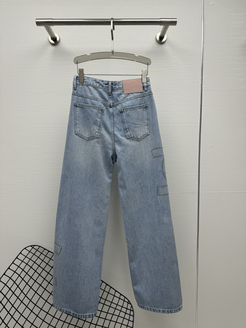 f219f414716a4c8f22dc7d72688322c5_1756497116_8325.jpg