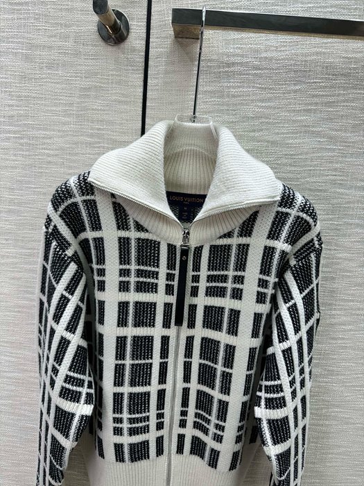 e6ff62d80e7fe7c4554f7d00581a9579_1760901512_7601.jpg