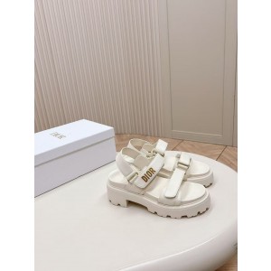 디올 샌들