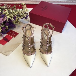 Valentino 발렌티노 애나멜 락스터드 힐