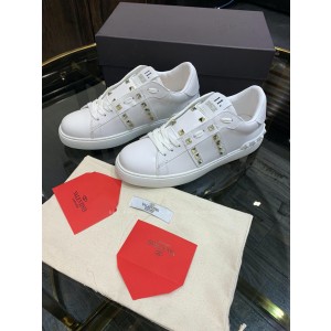 Valentino 발렌티노 락스터드 히든 스니커즈