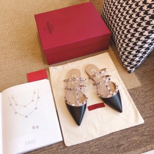 발렌티노 샌들
