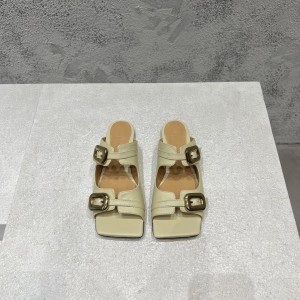 보테가베네타 샌들