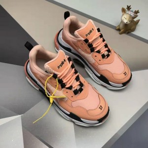 발렌시아가 트리플S