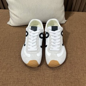 로에베 남여공용 스니커즈 정품급