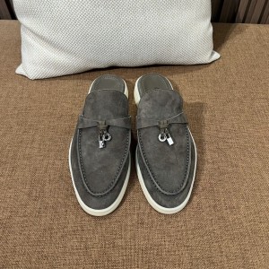 로로피아나 썸머참스워크 뮬 정품급