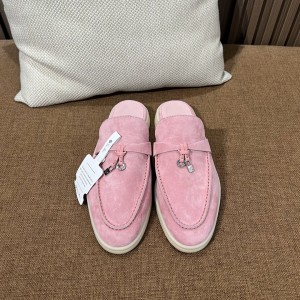 로로피아나 썸머참스워크 뮬 정품급